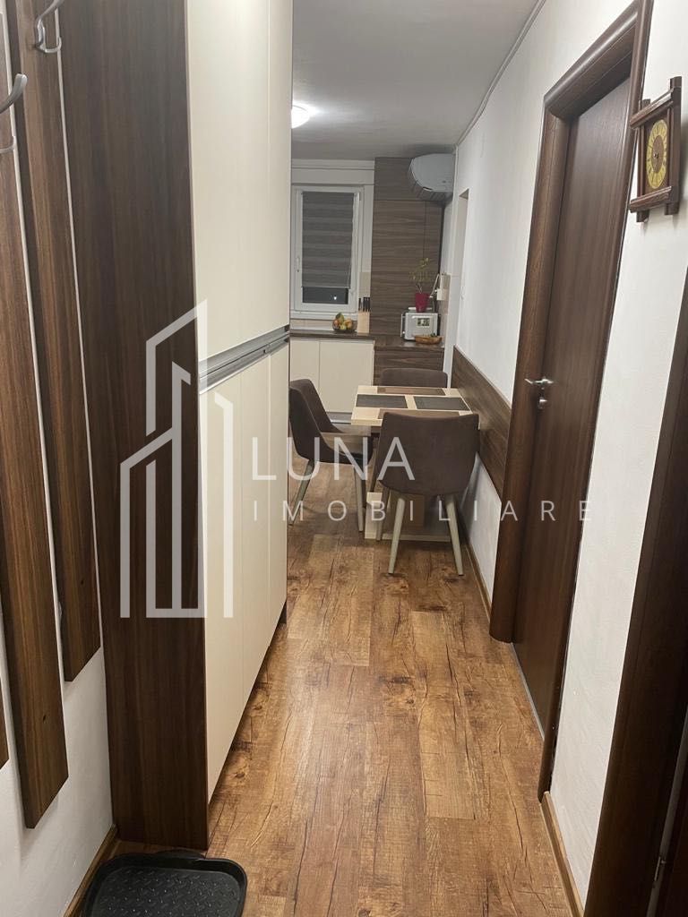 Apartament 3 camere de vânzare - Poză 4