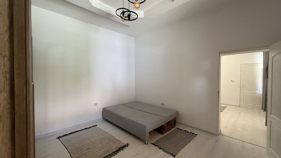 Apartament 2 camere cochet, renovat, curte ingrijita-Piata Catedralei - Poză 8