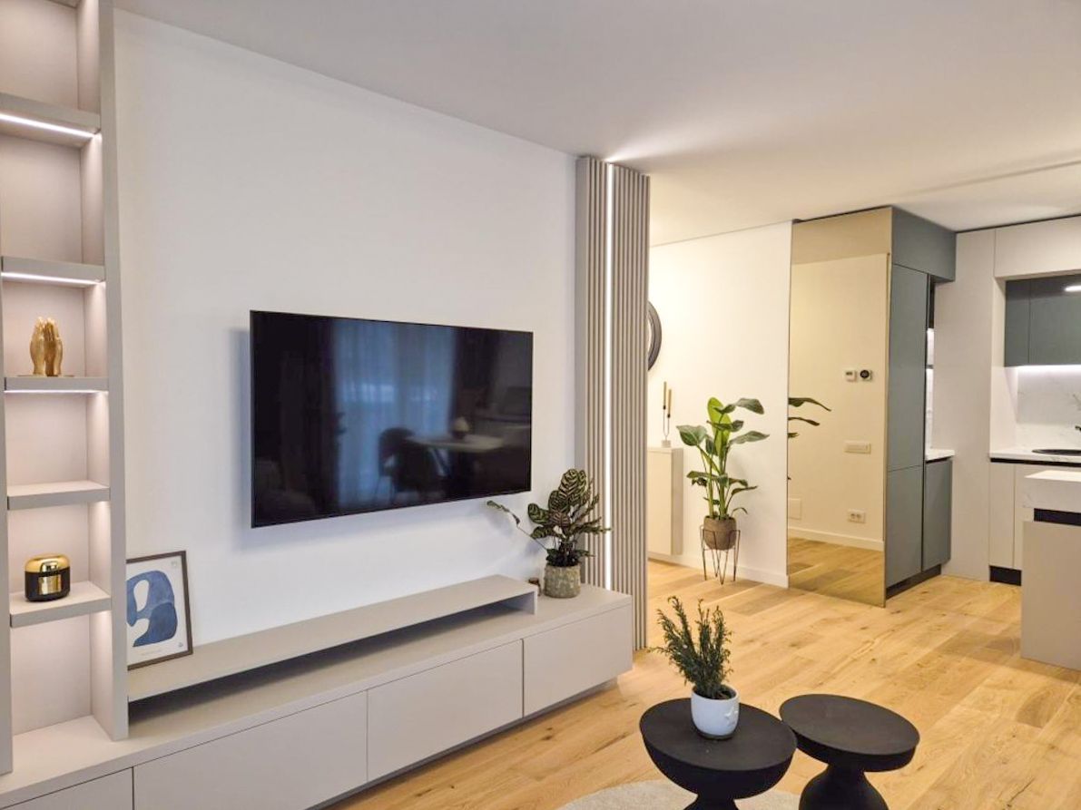 Închiriere | Apartament 3 camere | curte 132mp | Metrou Unirii - Poză 5