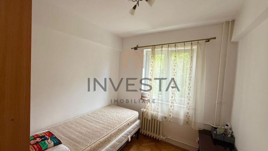 Apartament de vanzare cu 2 camere in zona Hermes ! - Poză 2