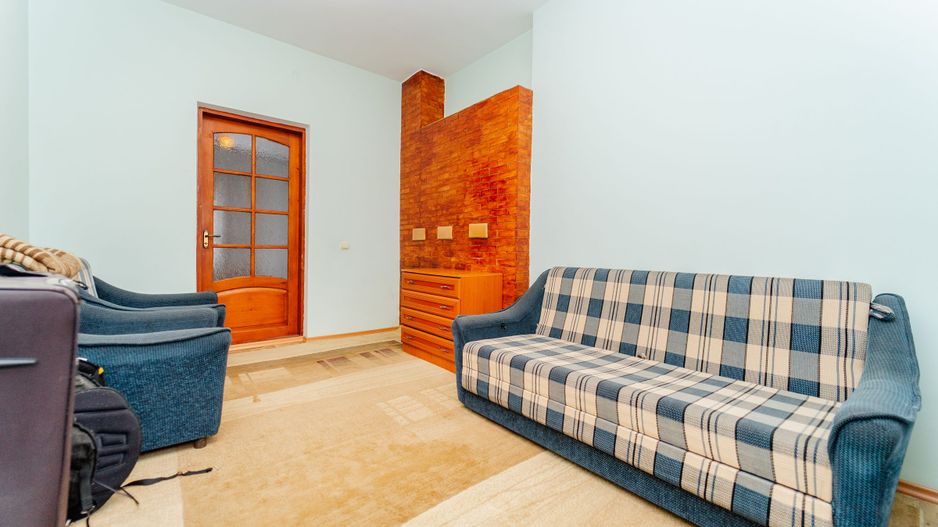 Casă  în 2 nivele - Durlești - Poză 13