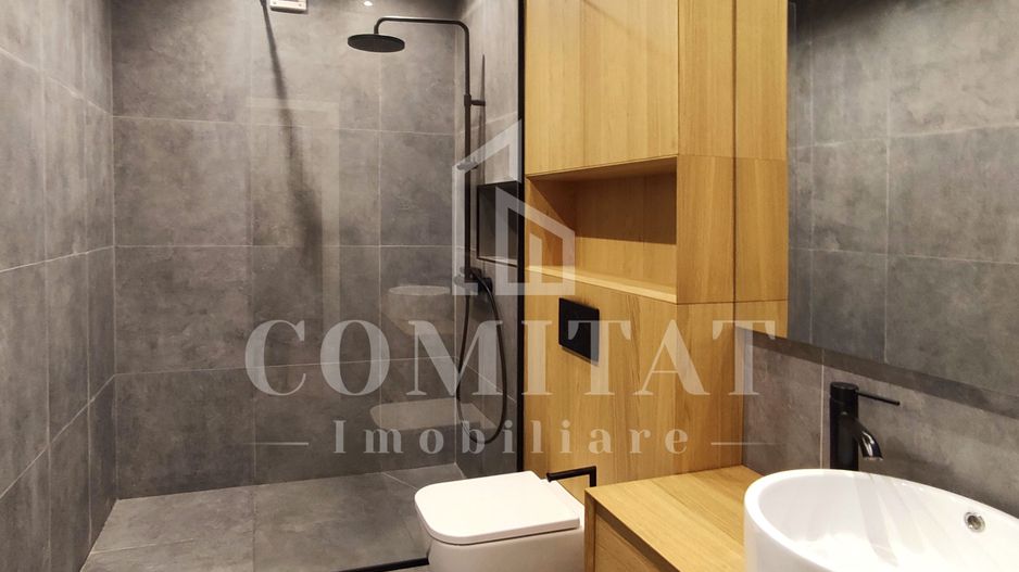Apartament ultrafinisat în zona ultracentrală | Scară interioară - Poză 11