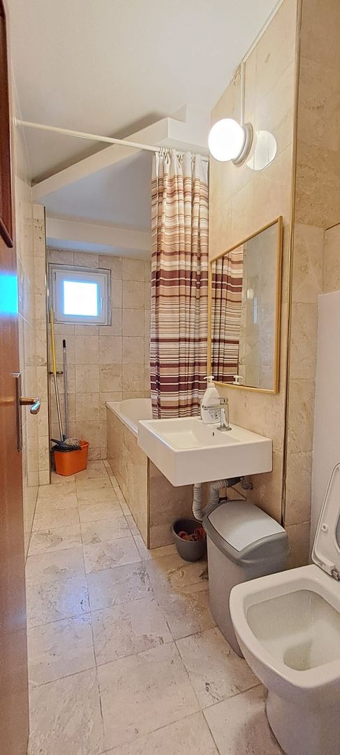 Piata Victoriei, metrou la 300 metri, imobil 3 camere, pretabil BIROU - Poză 8