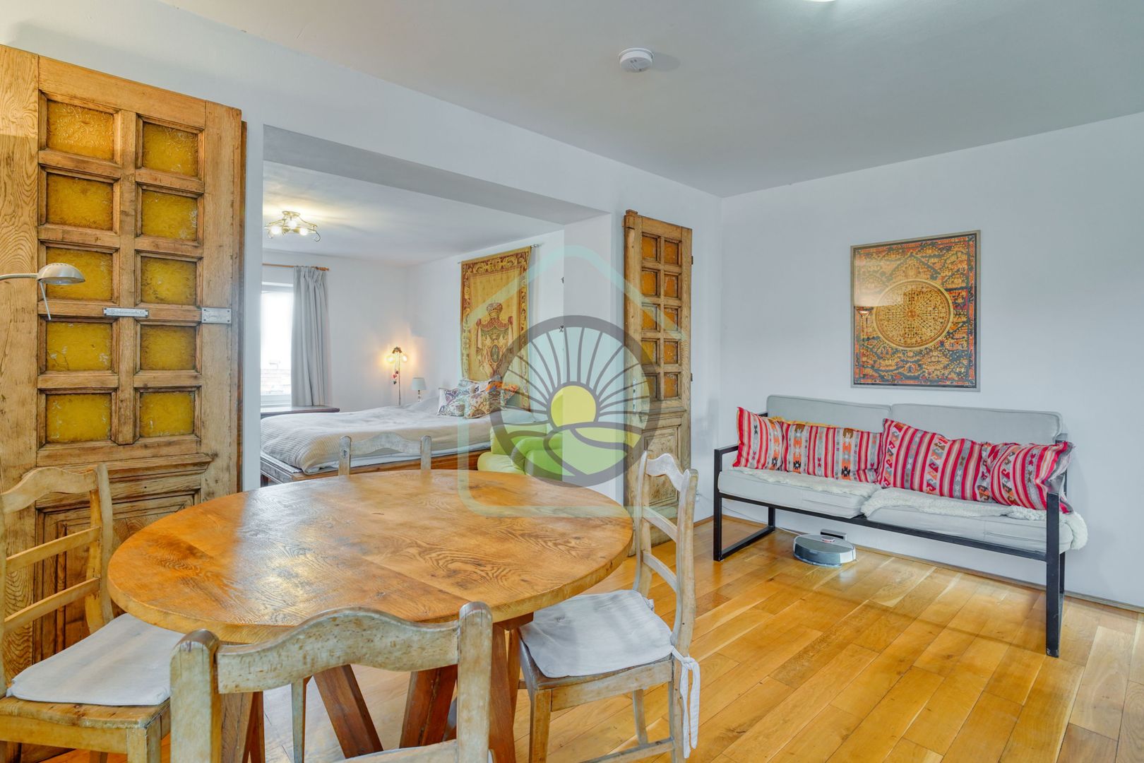 CASA INDIVIDUALA- DEALUL CETATII BRASOV - Poză 1