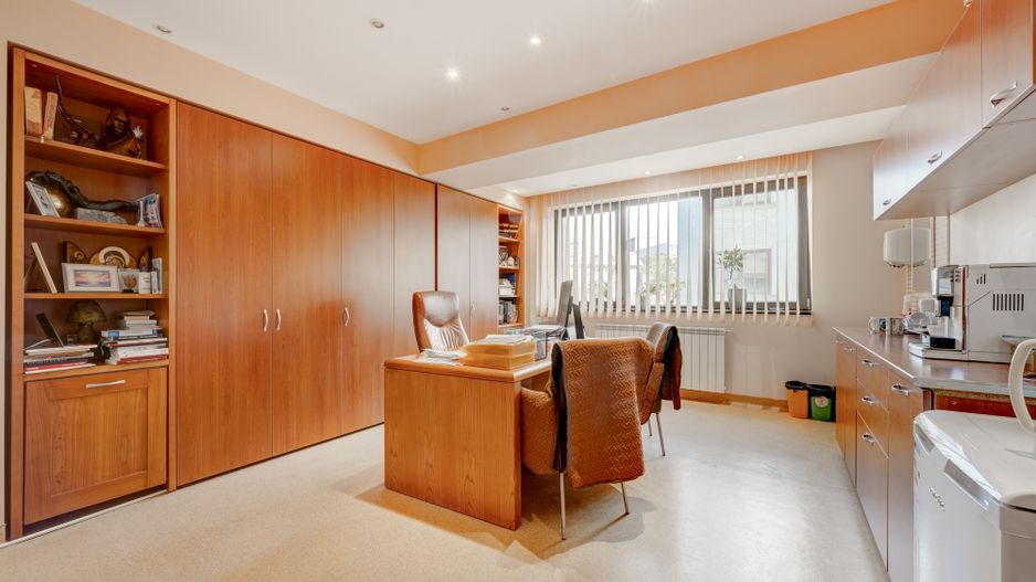 APARTAMENT CU UTILIZARE MEDICALA | OFFICE | REZIDENTIAL | DOROBANTI - Poză 17
