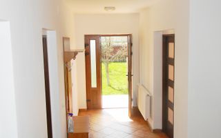 Vila mobilata si teren 1200mpBrasov-Harman - Poză 12