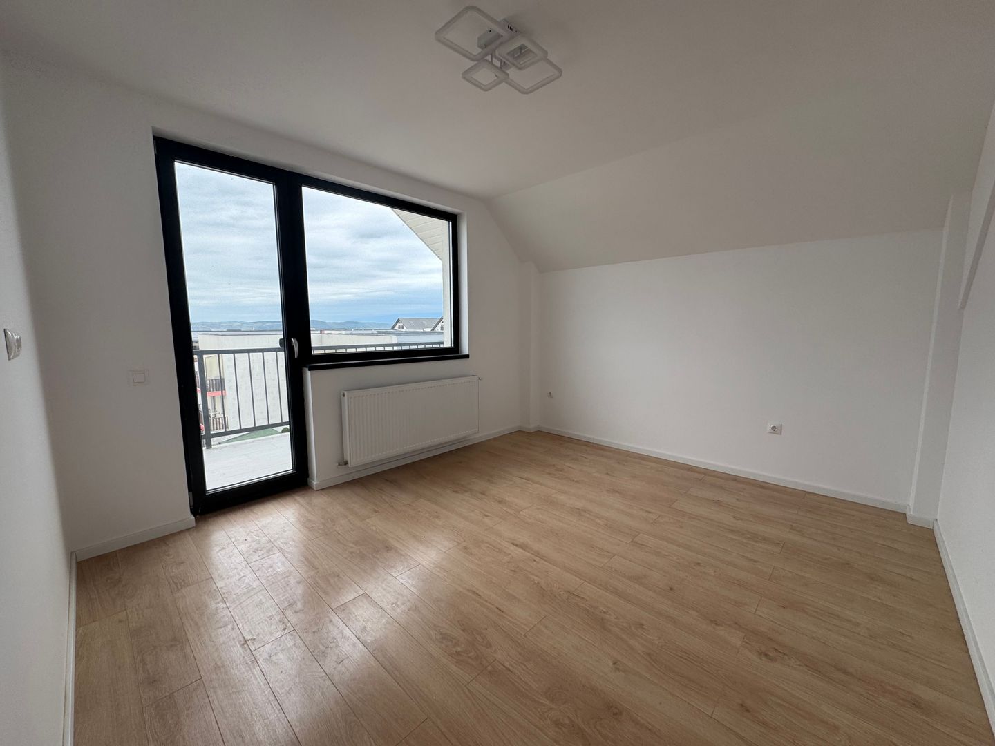 Apartament 3 camere 75 mp utili, cartierul Arhitecților - Poză 3