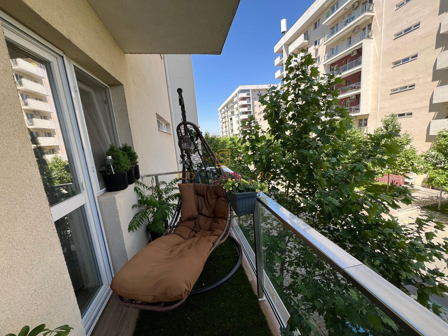 Apartament premium cu 3 camere, suprafață generoasă și loc de parcare - Poză 14
