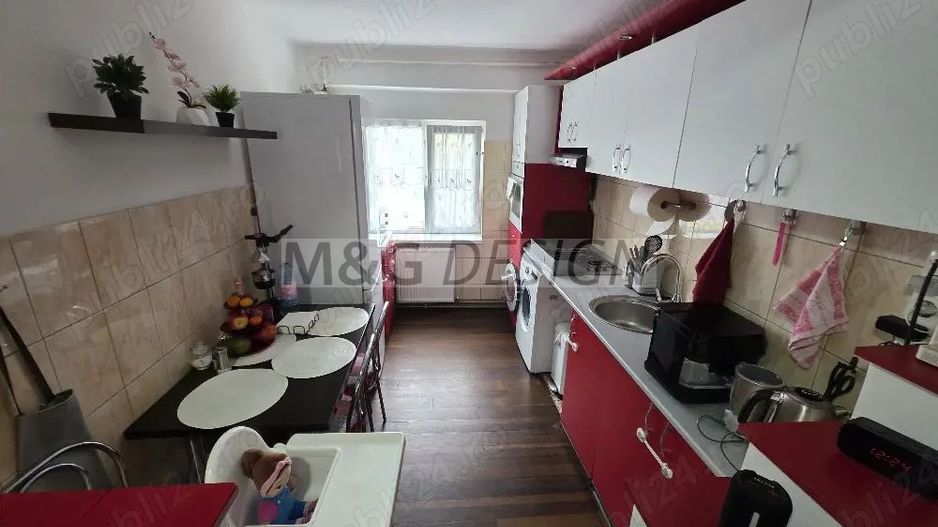 Apartament 2 camere Dambovita  etaj 1 cu centrala - Poză 3