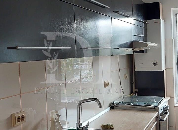 Apartament doua camere / doua parcarii / Zona Terra - Poză 1