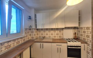 Zona Piata Astra, 3 camere, insorit, cu priveliste. - Poză 12