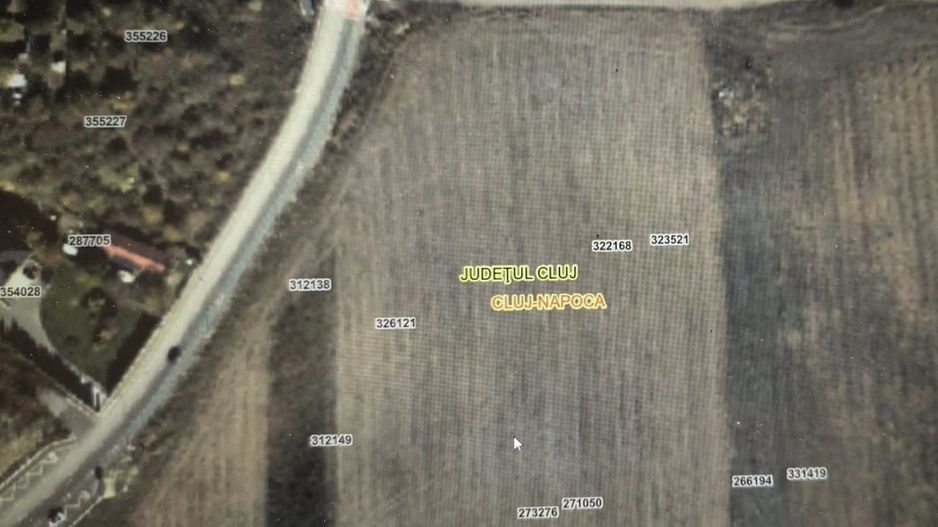 De vanzare teren 5000 mp pe strada Giuseppe Verdi in Iris - Poză 3