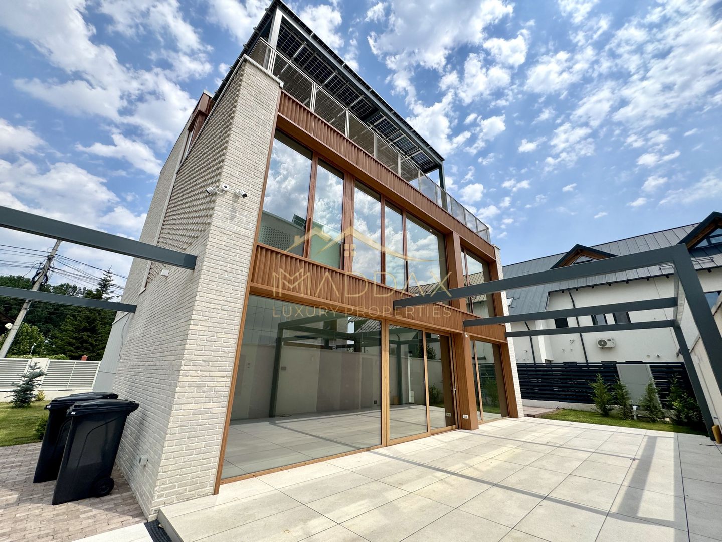 Vila cu 6 camere *575mp* / 2 locuri parcare // Pipera- Iancu Nicolae - Poză 8