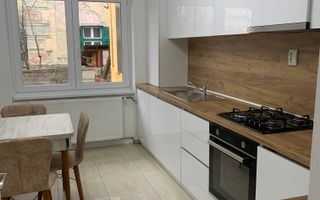 Casa duplex de închiriat, renovată | Zona Parcul Sub Arini - Poză 2