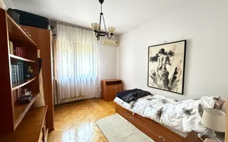 De vanzare 4 camere, curte exclusivă 250 mp, Str. Uruguay - Bucuresti - Poză 11