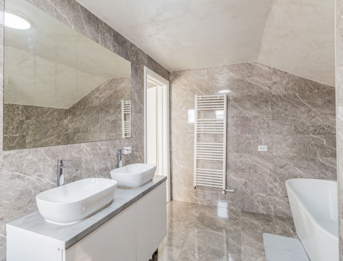 Propunem spre vanzare Casa individuală 4 camere LUX  Stupini - Poză 24