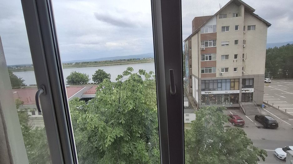 Apartament 3 camere decomandat insula de agrement - Poză 5