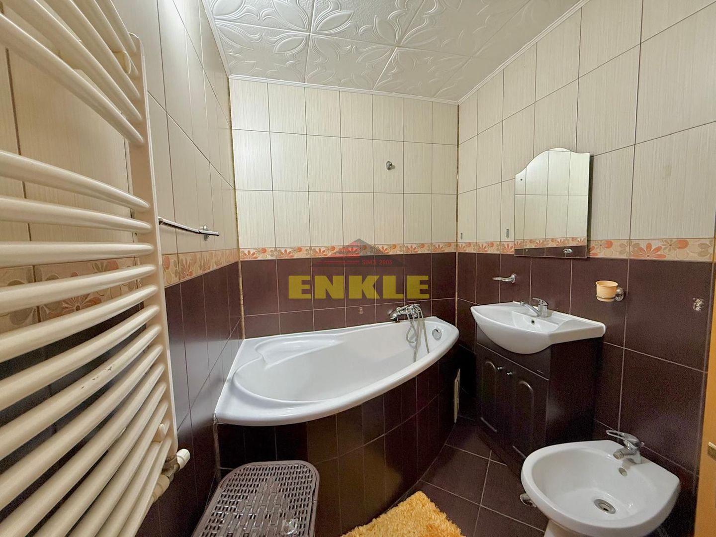 De vanzare apartament 2 camere decomandat - Poză 9