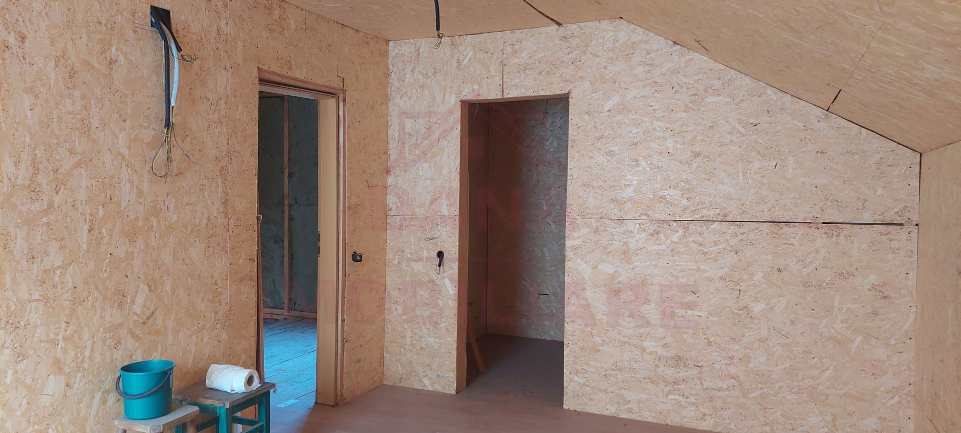 CASĂ INDIVIDUALĂ LA GRI 4CAMERE \RUSCA MONTANĂ \JUD.CS - Poză 5