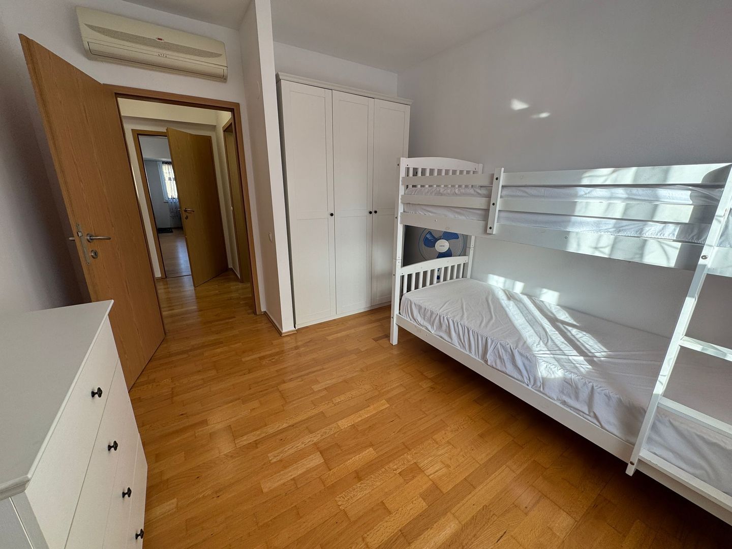 Lacul Tei 3 Camere 115 mp | Parcare Subterana | Boxa - Poză 8