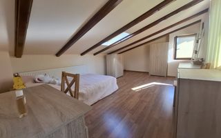 De vânzare casă în Orlat, cu teren generos de 2200 mp și panoramă deosebită! - Poză 11