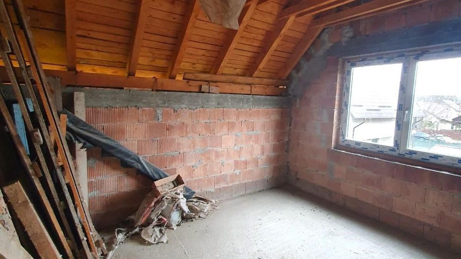 Casă la roșu de vânzare în Hărman, Cartierul Tineretului - Poză 11