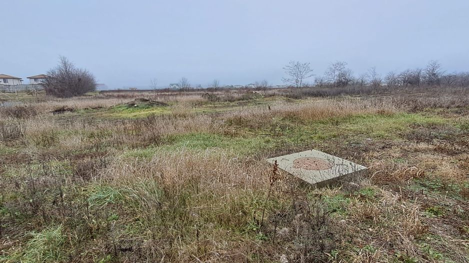 Dragomiresti Deal, utilitati la teren, asfalt, stb,pretabil investitie - Poză 2