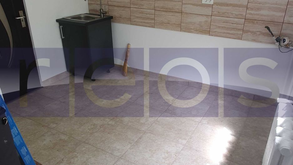 APARTAMENT DE VÂNZARE 3 CAMERE + LOC DE PARCARE ZONA PARC SEBASTIAN - Poză 3