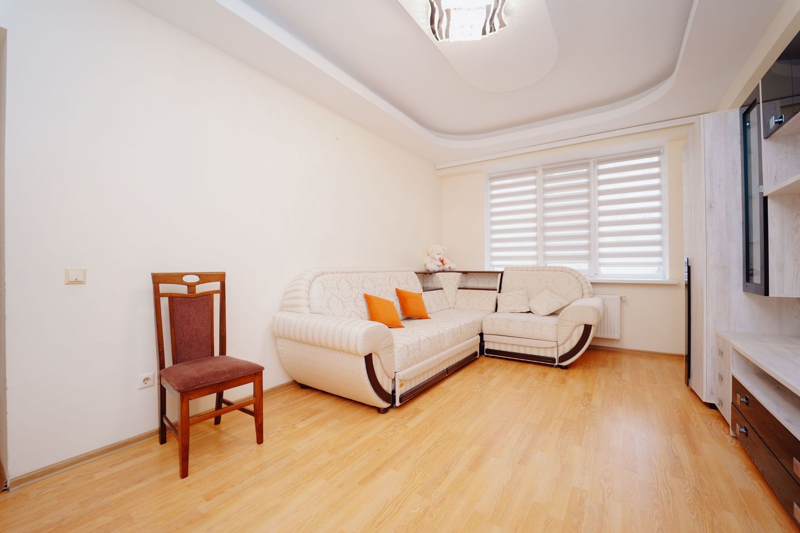 Apartament cu 3 camere I Buiucani I Alba Iulia - Poză 11