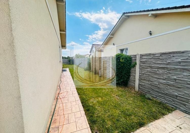 Duplex de închiriat – Moșnița Veche | 3 camere | Pet friendly - Poză 11