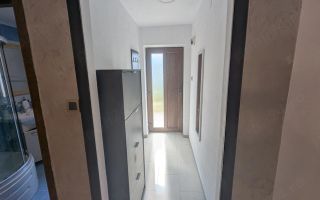 Apartament 3 camere in vila curte proprie, centrala,  5 min metrou - Poză 9