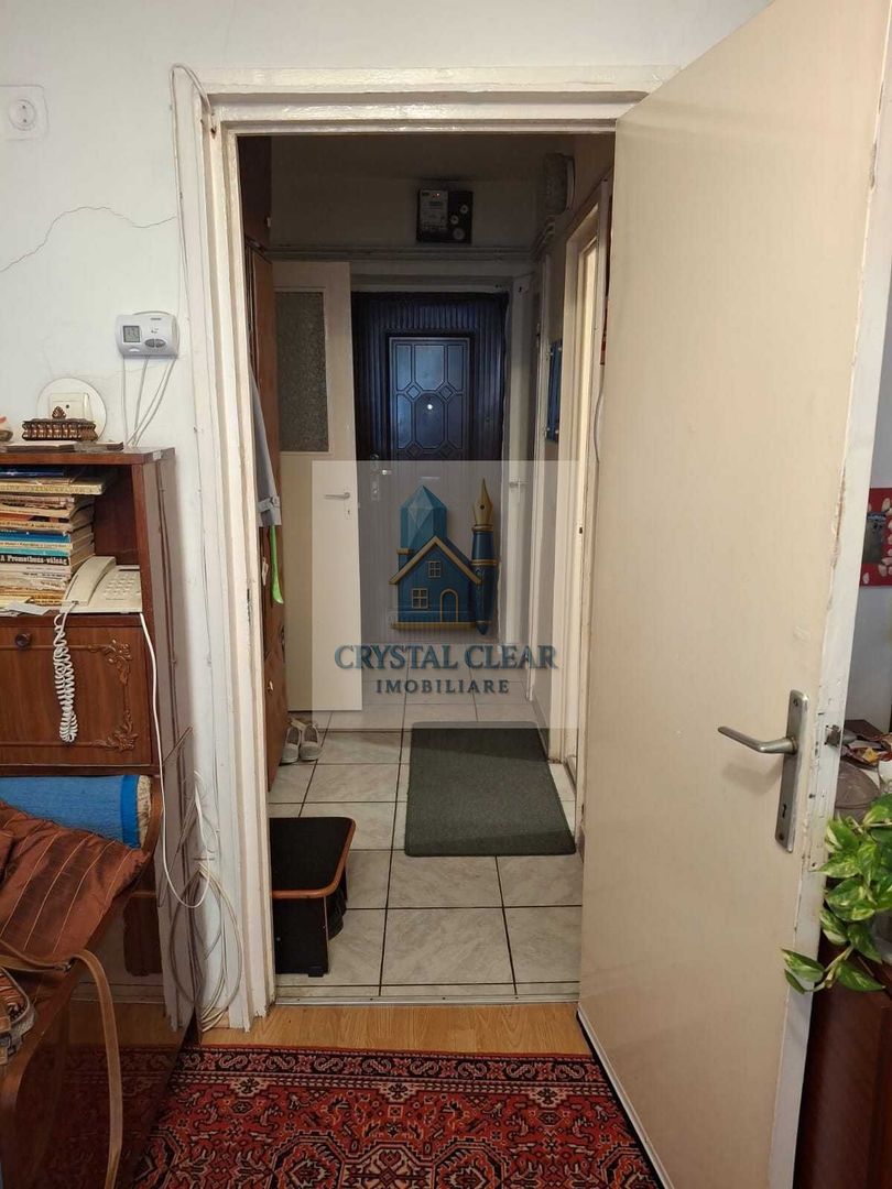 Apartament 1 cameră - cartierul Dâmbu Pietros, B-dul 1848 - Poză 3