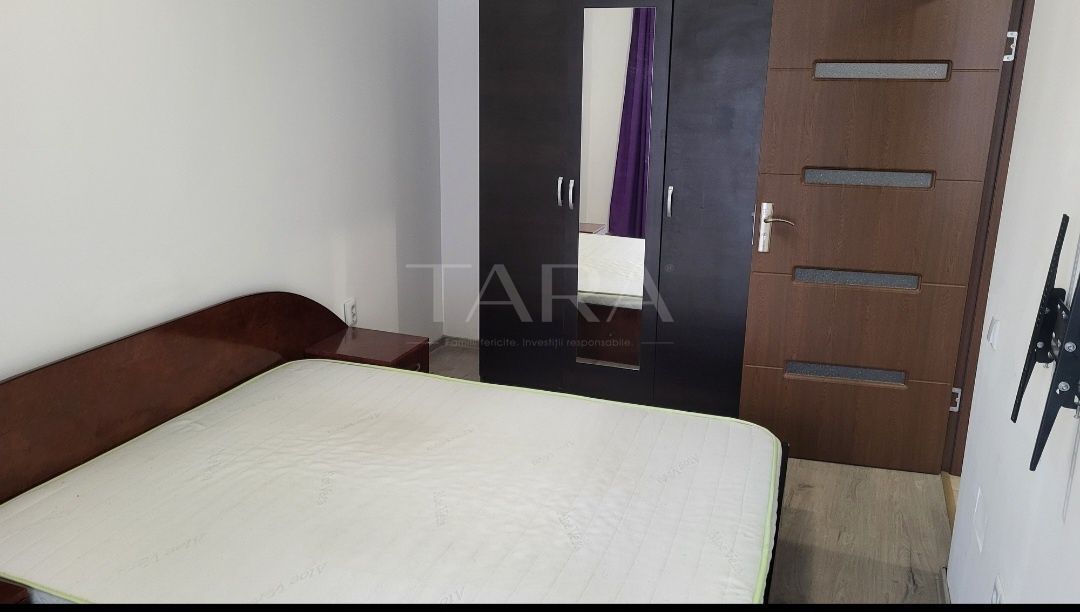 Apartament cu 2 camere decomandate, parcare și balcon. - Poză 4