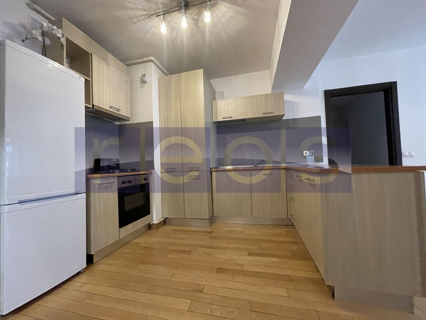 OPORTUNITATE |2CAMERE | TERASA| UPGROUND |METROU PIPERA - Poză 2