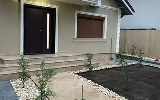 Casa individuala Tunari | Curte libera 200 mp - Poză 1