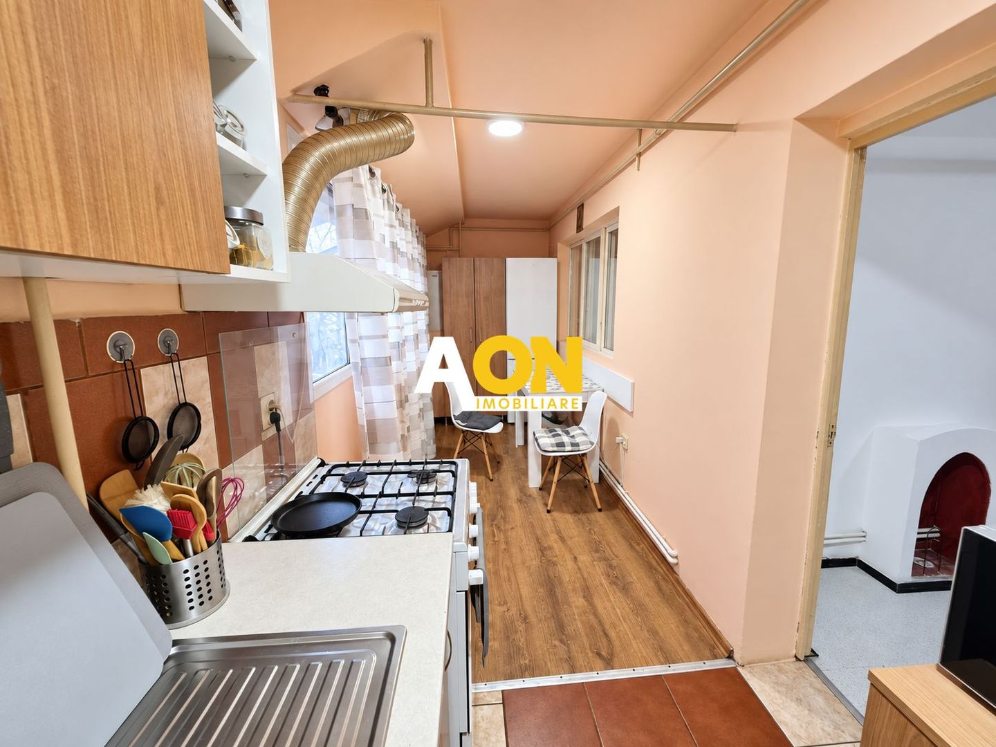 Spatiu comercial versatil, 4 camere, 2 bai, 72 mp utili, Cetate - Poză 11