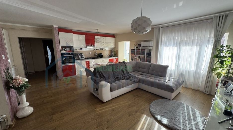 Apartament 3 camere premium, 80 mp, etaj 1, bloc 1989, Nicolina Rond Vechi, Iași - Poză 2