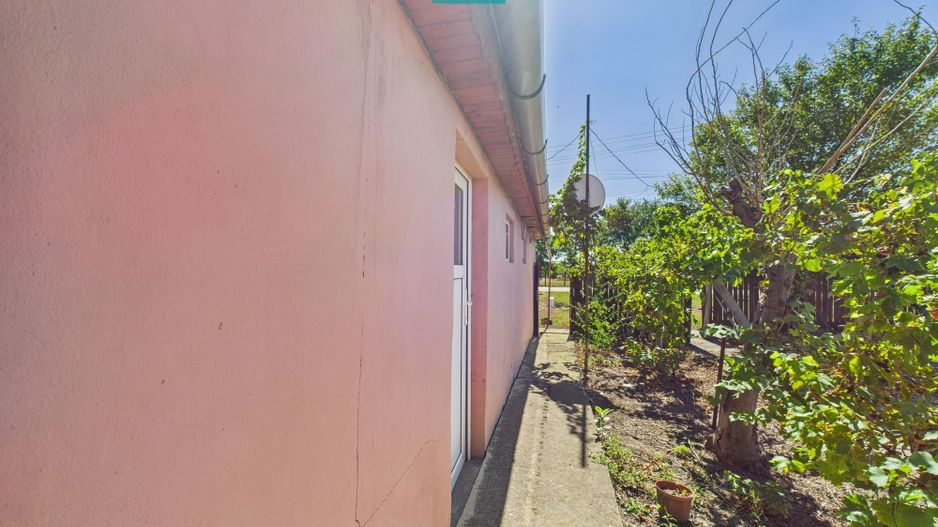 Casă și teren în Moravița, Timiș-poziție excelentă - Poză 10