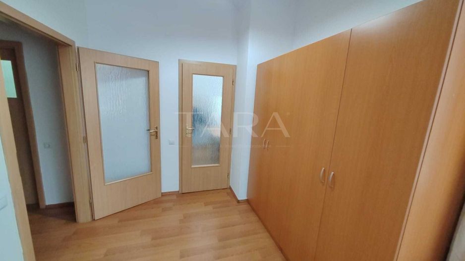 Apartament cu 1 cameră, zonă liniștită, ideal pentru investiție. - Poză 2