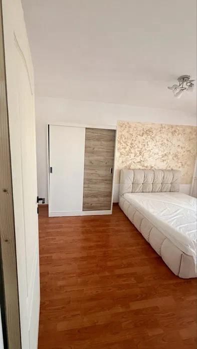 AP. 2 CAMERE- APARATORII PATRIEI, PARCARE INCLUSA, METROU, BOILER - Poză 2