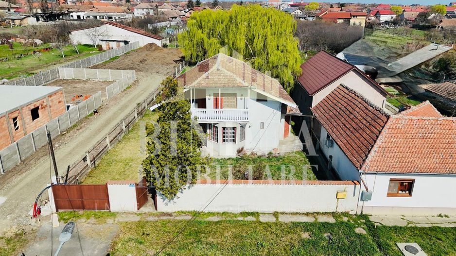 Casa individuala P+ M Giarmata, vatra satului 1496mp teren - Poză 3