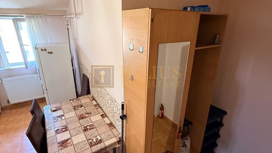 2 dormitoare| mansarda inalta| Dambovita langa Lidl| - Poză 9