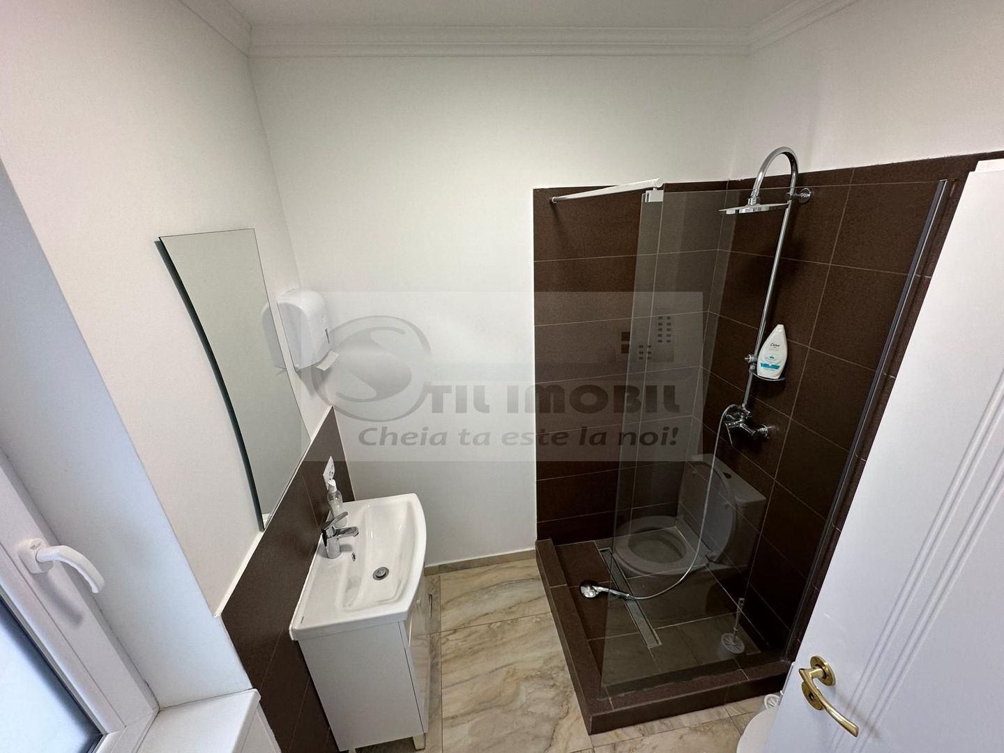 Casa Valea Lupului, 112 mp, curte 336 mp, AC, alarmă, 240.000 € - Poză 9