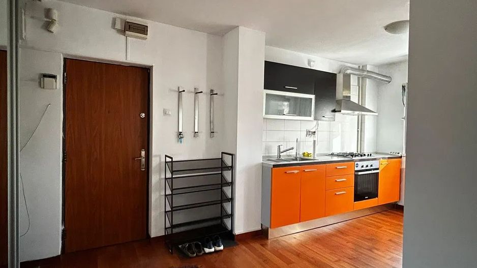 Apartament 2 camere, pe Calea Calarasilor, 2 min de metrou Piata Muncii - Poză 2