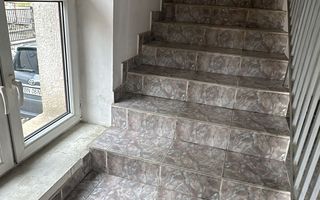 Spatiu central -ideal locuire /pensiune/cabinet/birouri- Sangeorz-Bai - Poză 10