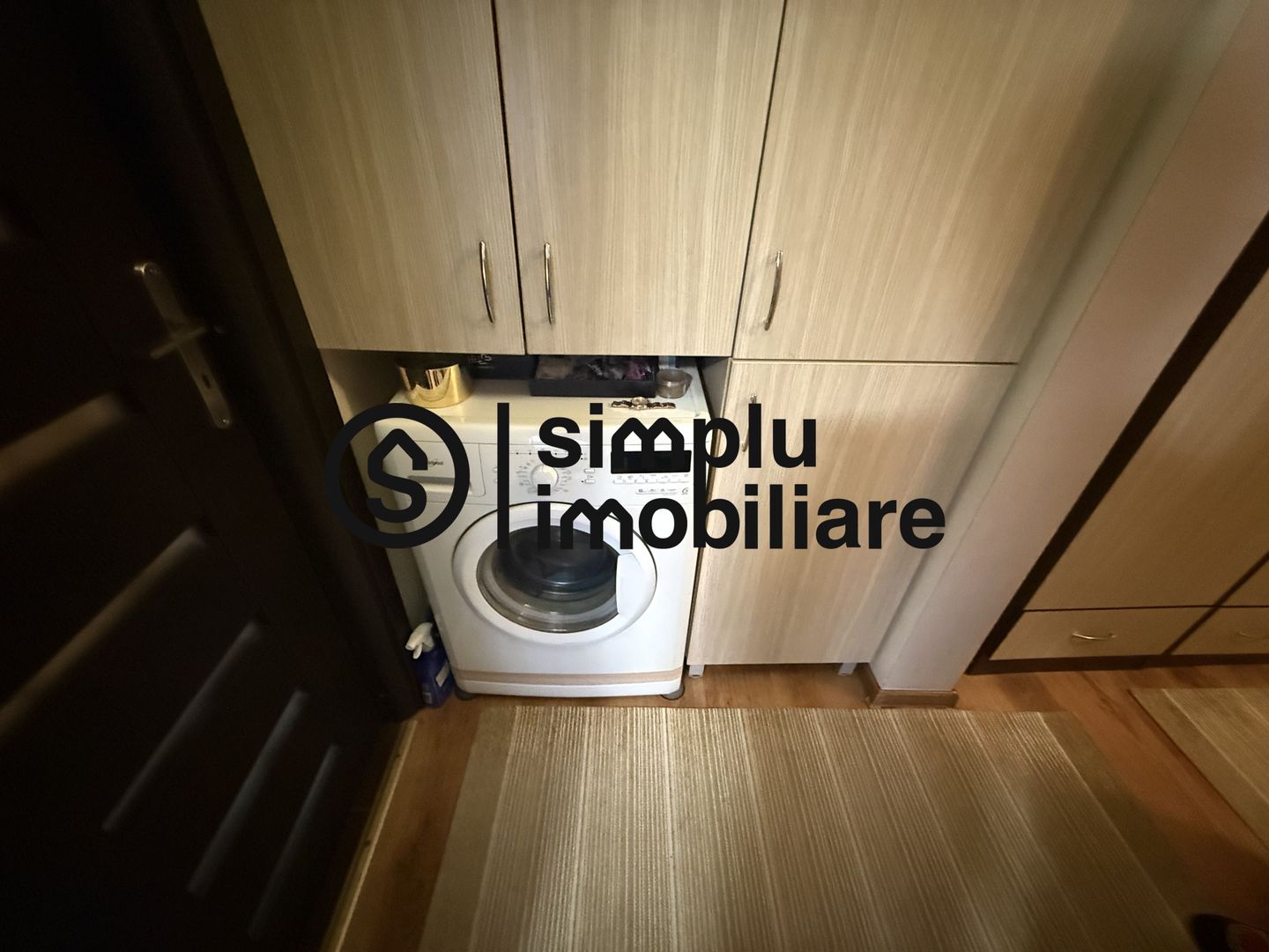 Apartament 3 camere decomandat - Poză 9