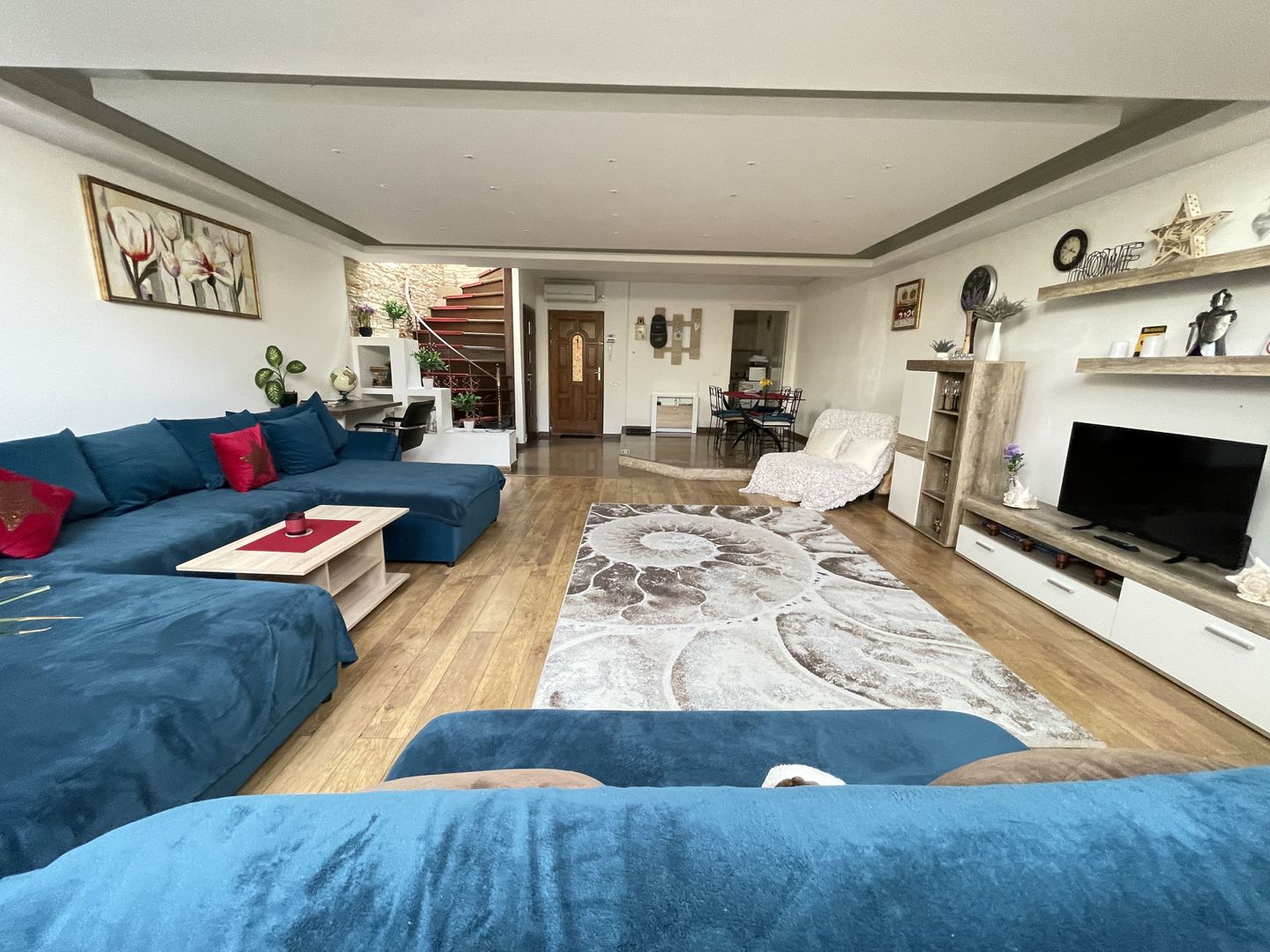 Apartament in zona P-ta Unirii - Poză 2