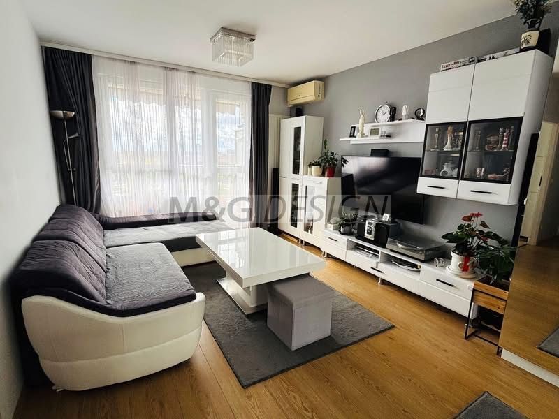 Apartament 3 camere Lipovei bloc nou - Poză 1