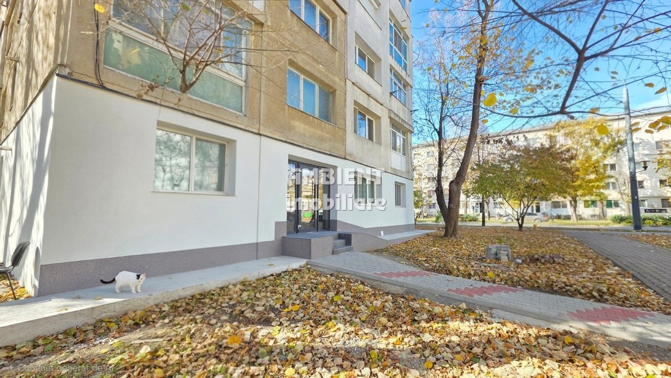DE ÎNCHIRIAT - Spațiu birouri - Apartament cu 3 camere, parter, zona CENTRU; - Poză 1