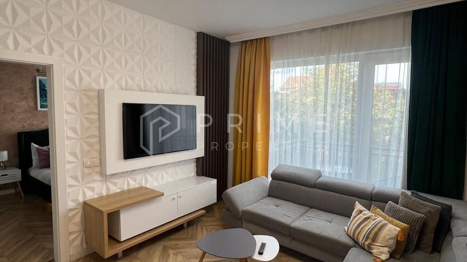 Apartament 2 camere lux de închiriat, central, bloc nou, loc parcare - Poză 4